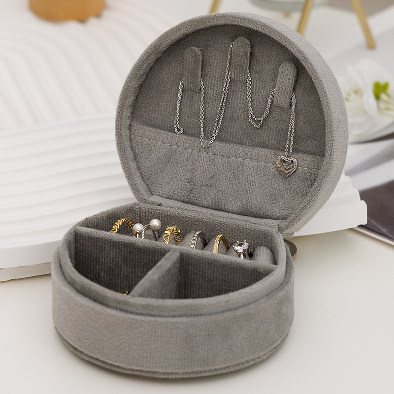 Caja de joyería portátil de lana mini caja portátil lindos collares anillos pendientes joyería caja de almacenamiento image 3