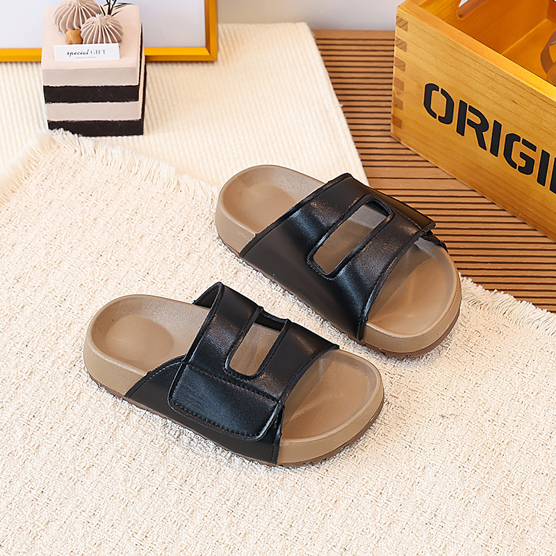 Zapatos de playa de moda infantil versátil 2026 verano nuevo estilo de chicas hueco de dedos abiertos Boerken zapatos de tendencia de niños grandes image 8