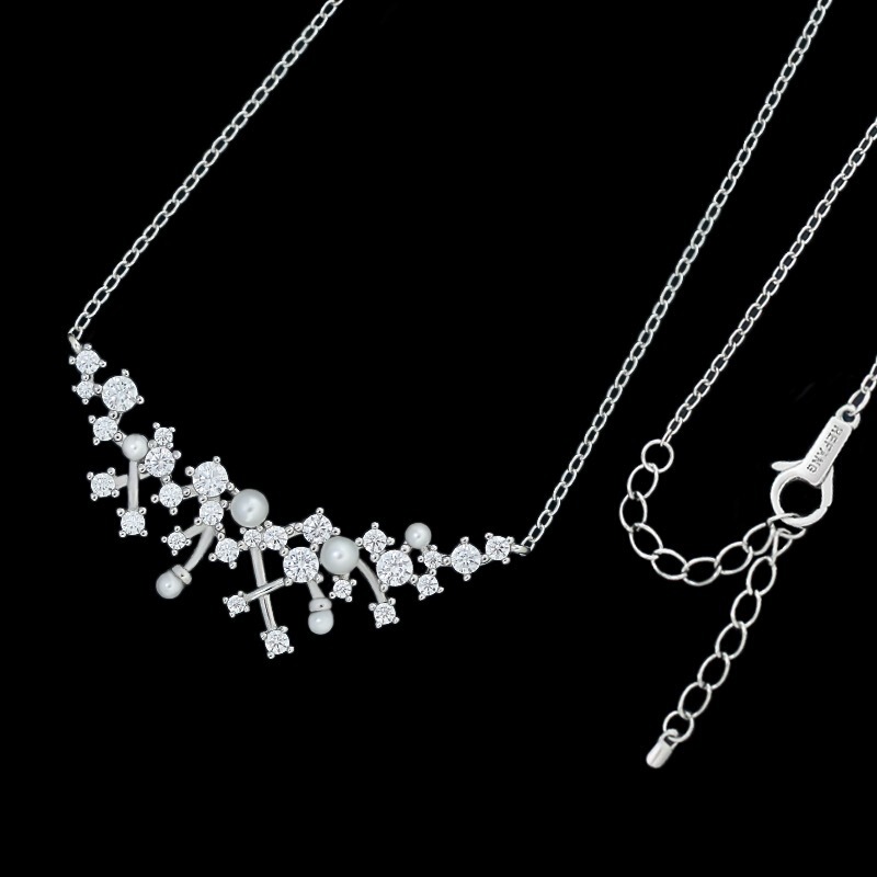 Hefang Jewelry Brilliant Nebula Clavicle Chain Light Luxury Elegant Easiest for Match Jewelry Birthday Gift Necklace Necklace