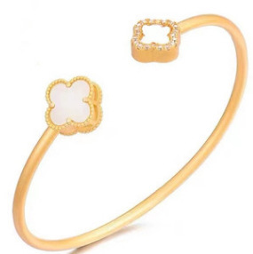 네잎 클로버 팔찌