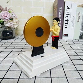 储蓄罐;小夜灯;闹钟、台钟