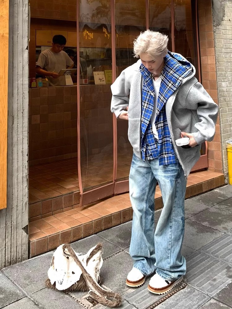 회색 [얇은 부분]
