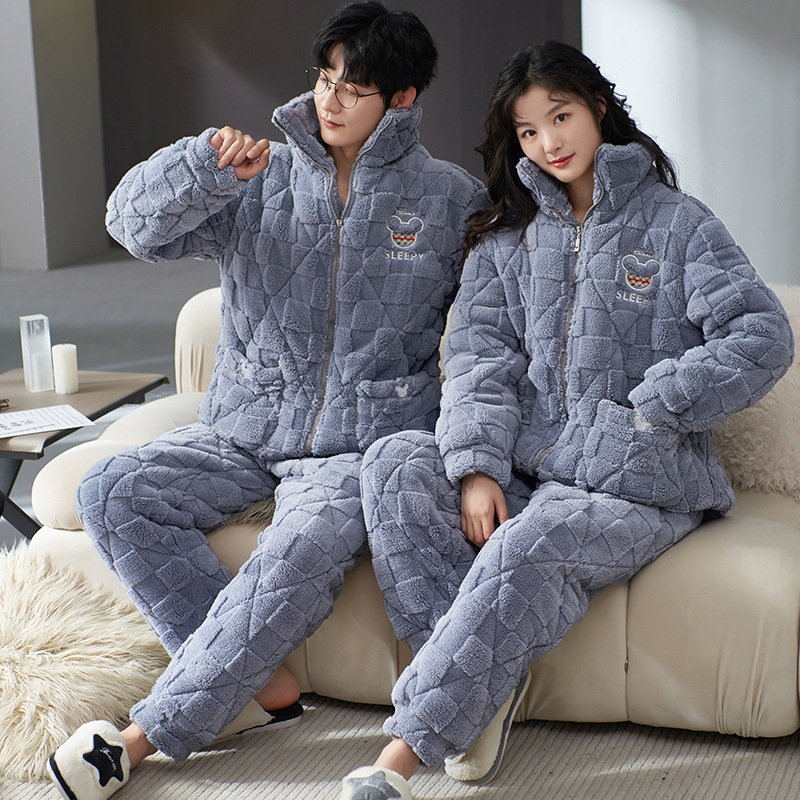 Pijamas acolchados de algodón para pareja de invierno de los hombres de tres capas engrosadas cálidas de las mujeres más el tamaño simple casual Otoño e Invierno traje de desgaste para el hogar