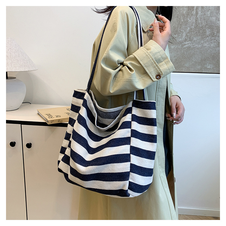 Laid-back striped canvas bag, Korean ins artistic color-blocking tote bag, large-capacity single-shoulder bag, shopping bag, large bag undefined