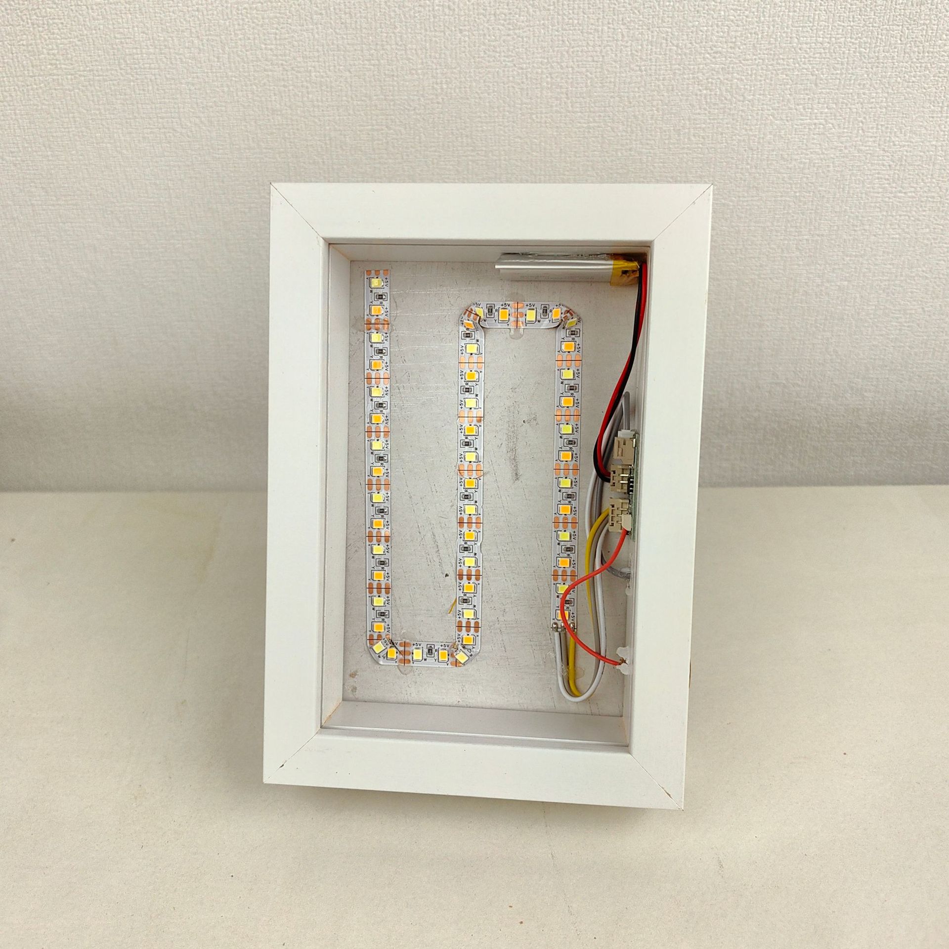 メーカー卸売りフォトフレーム子供の頃の思い出照明フレーム充電タッチ小夜灯学生プレゼントクリエイティブプレゼント