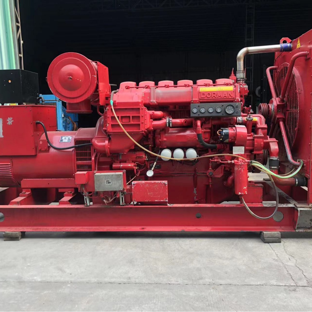 二手帕金斯PERKINS4006 640KW柴油发电机组出售出租回收维保