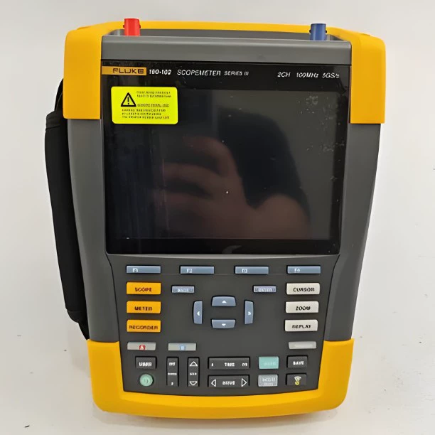 Переработка и продажа четырехканального цифрового портативного малого осциллографа Fluke F190-104 204.