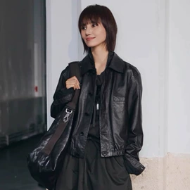 皮草;女式皮衣;半身裙
