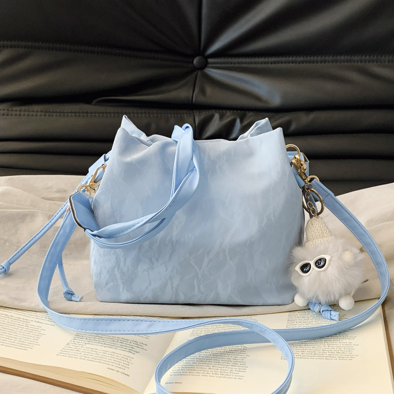 Large Capacity Drawstring Bucket Bag Stylish Casual Shoulder Bag_voghion.com