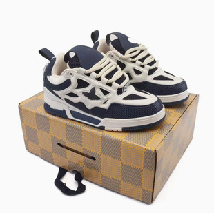 �W��վ23s�¿�С�ֶ���Ůͬ����H���Ь���e�\��Ь��a�ϵ�Ь