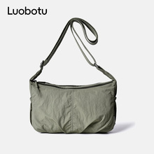 时尚纯色包包斜挎包女2025新款女士单肩包热销女包轻便尼龙布挎包