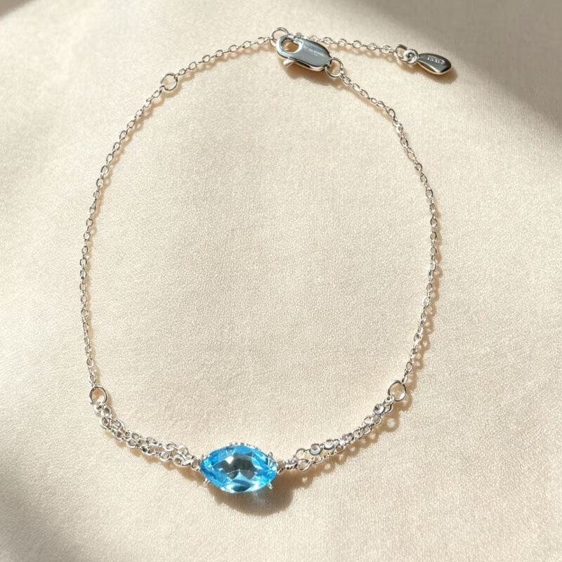 S925 silver natural Swiss blue topaz bracelet for women, horse-eye cut gemstone, adjustable thin chain, commuter style, wholesale S925 silver natural Swiss blue topaz bracelet for women, horse-eye cut gemstone, adjustable thin chain, commuter style, wholesale