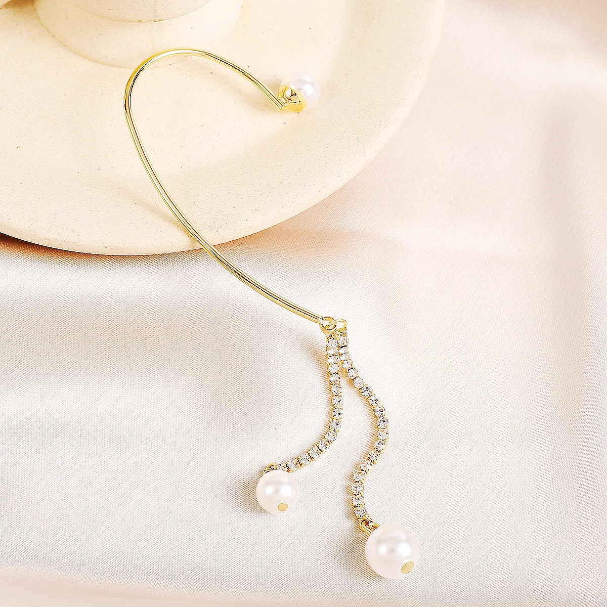 Korean Style Rear Hanging Tassel Pearl Without Pierced Long Ear Bone Clip display picture 3