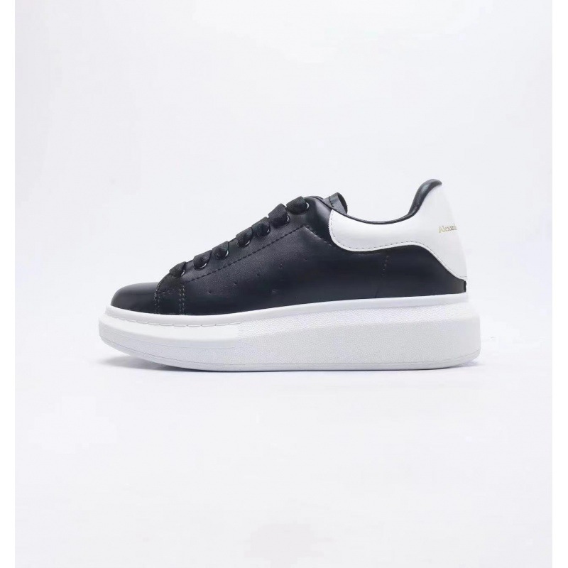 흰색 검은 꼬리