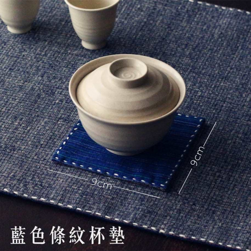 卸売りの手は古い粗布を作ってシンプルにします。|undefined
