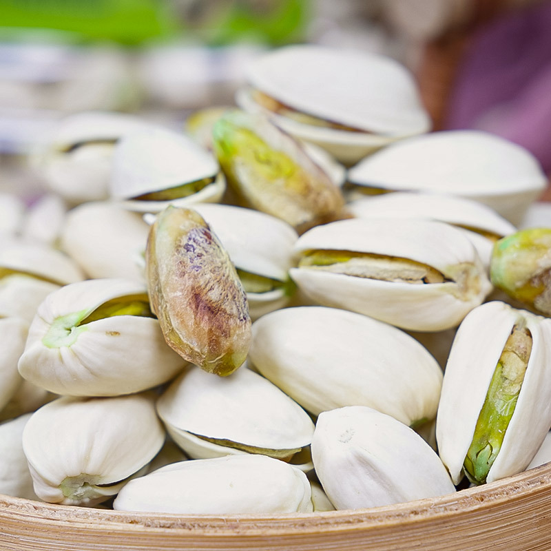 Cashew nuts wholesale, large-sized, high-quality, no bad nuts, no empty shells, flat box, 150g