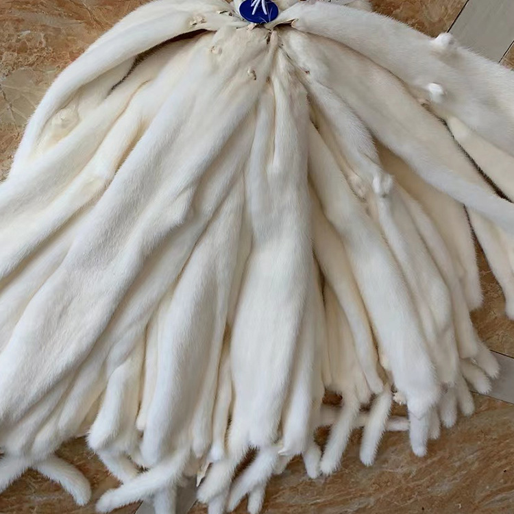改良细针白色公貂皮加工水貂大衣原料水貂包水貂毛领袖口鞋口辅料