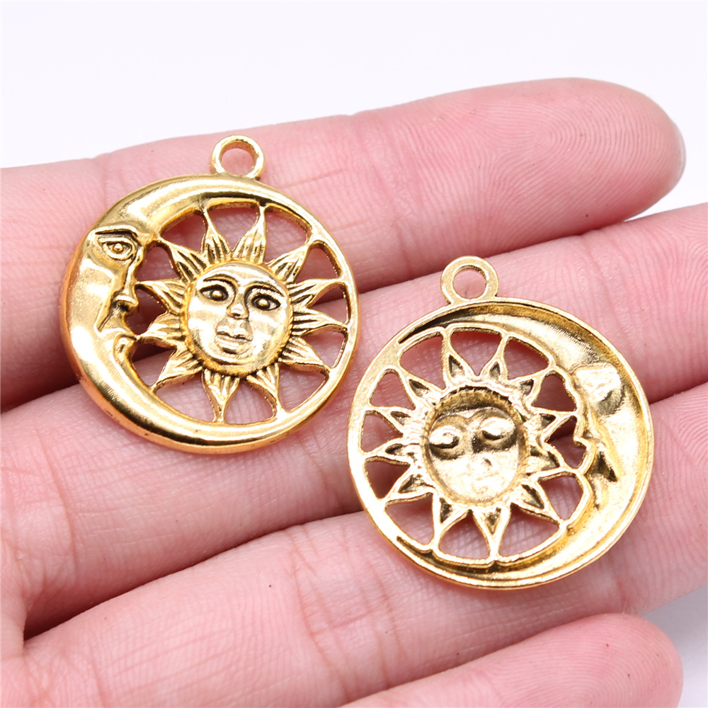 3g Weight Pendant Jewelry Making Type DIY Jewelry Accessories Classification 1 Piece Quantity Alloy Material Sun, Moon Pattern Plating Design Retro Style 1 Piece Alloy Sun Moon Pendant 5