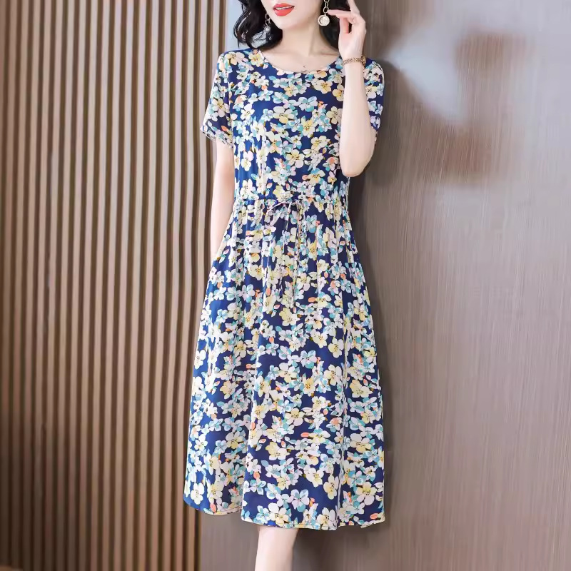 Mom's Summer Classy Cotton Silk Dress with Elegant 20225 New Fashion Mid-Length Waist Skirt for Middle-Aged and Elderly People
