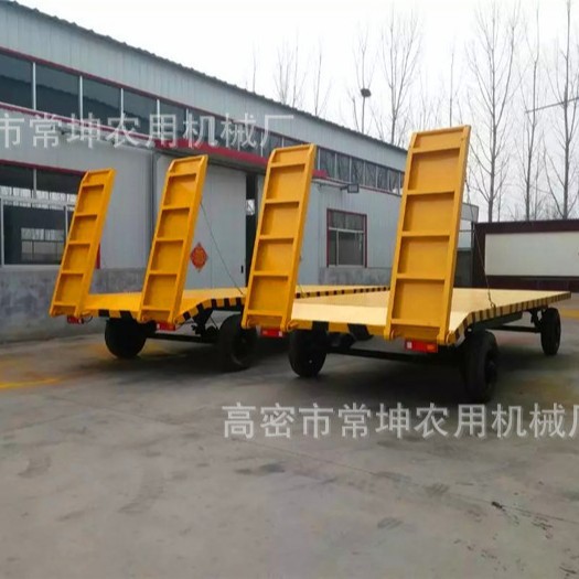 5吨挖掘机拖车    现货钩机平板拖车