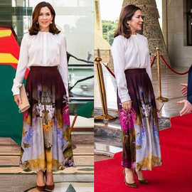 凯特王妃同款2022春夏女装 圆领长袖白色衬衫+抽象印花半裙套装女