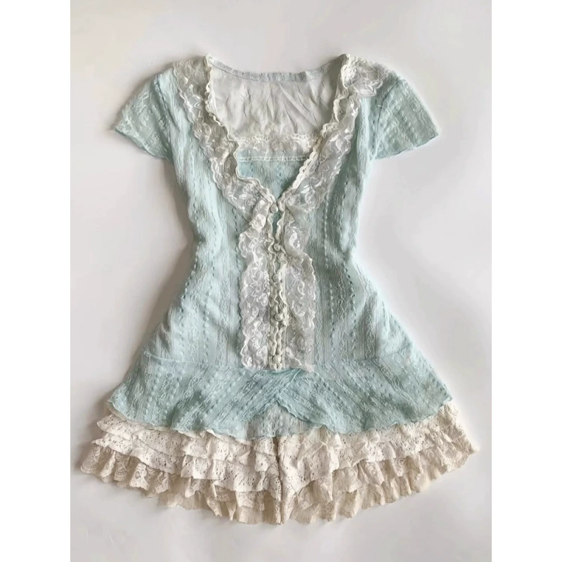 Летний костюм 2025 года: элегантная короткая юбка из кружева, утягивающая талию, новый дизайн, мятный топ.