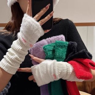 ��ָ����Ů����¶ָ�ɐ��o�첲�����ֱ���ᘿ��Ѷ����L�����ױ�ů