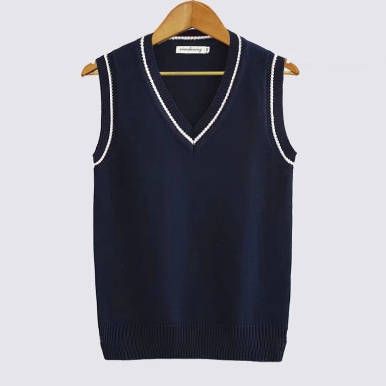 College Style Wool Vest V Neck Knitted Vest Middle and High School Students Sleeveless Woolen Waistcoat School Uniform Class Uniform Family Wear