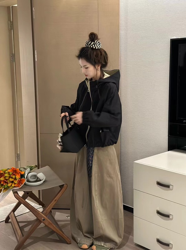 2025秋季韩版时尚连帽运动休闲短外套女宽松大版长袖夹克上衣潮|undefined