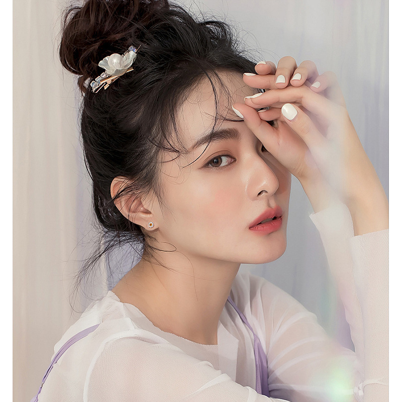 小雏菊耳钉气质甜美小清新迷你简约百搭设计高级感耳饰2025年新款|undefined