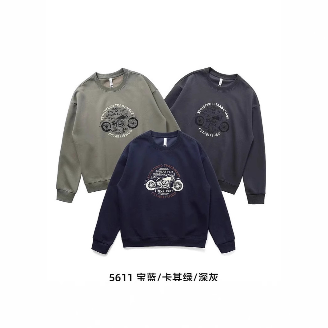 Demi-season retro trend warm sweatshirt with a round collar
