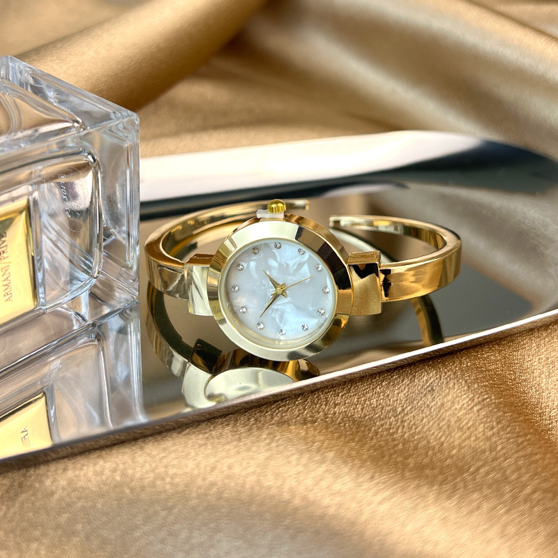 Pulseira minimalista de primavera, quartzo feminino preguiçoso com pulseira de aço Beimu de diamante_voghion.com