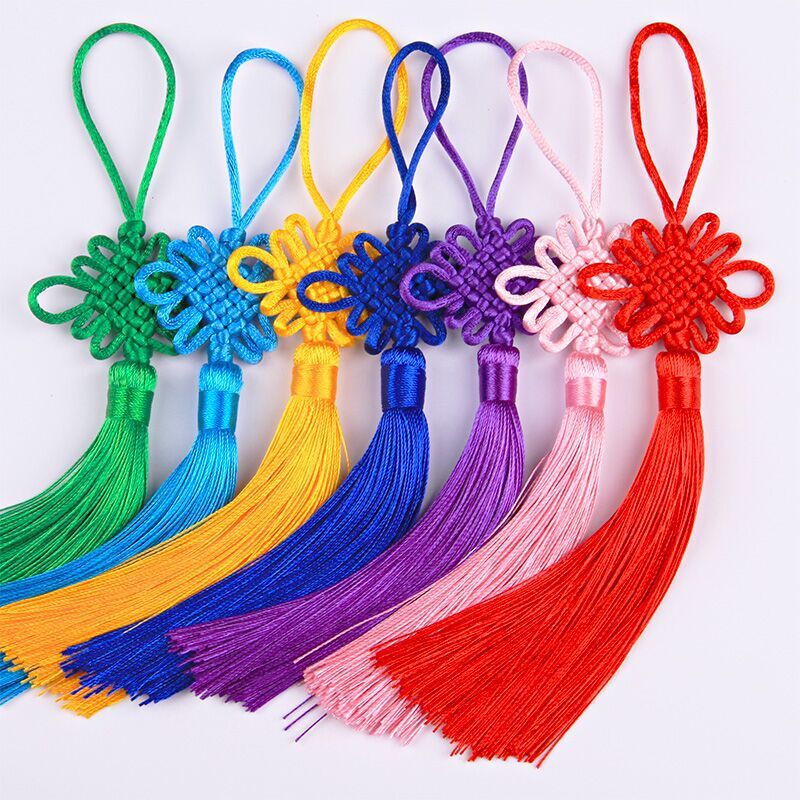 High-grade Mini small Chinese knot pendant No.5 6 plate Chinese knot various colors vertical fine tasse knot factory direct sales High-grade Mini small Chinese knot pendant No.5 6 plate Chinese knot various colors vertical fine tasse knot factory direct sales