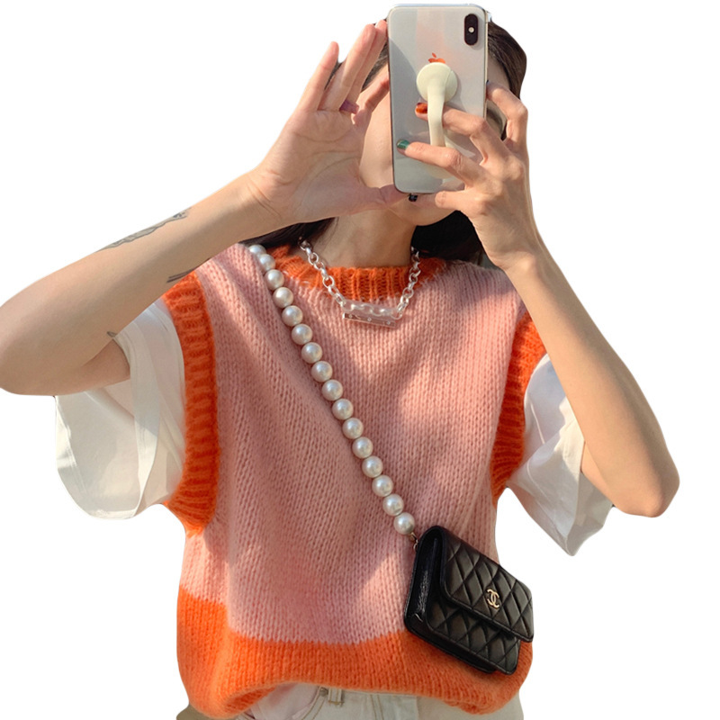 Retro knitted vest