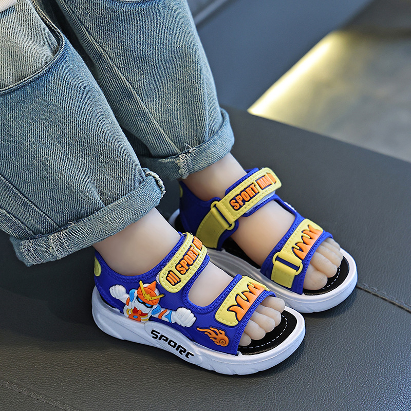 Sandalias de moda para niños de 1 - 3 - 7 - 12 años de edad, antideslizante al aire libre, niños de mediana edad, verano, nuevo velcro de moda