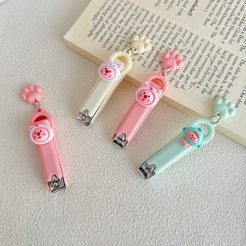 Cute Cartoon Nail Clippers with Pendant Cat Claw Nail Clippers Home Compact Nail Scissors Creative Manicure Scissors