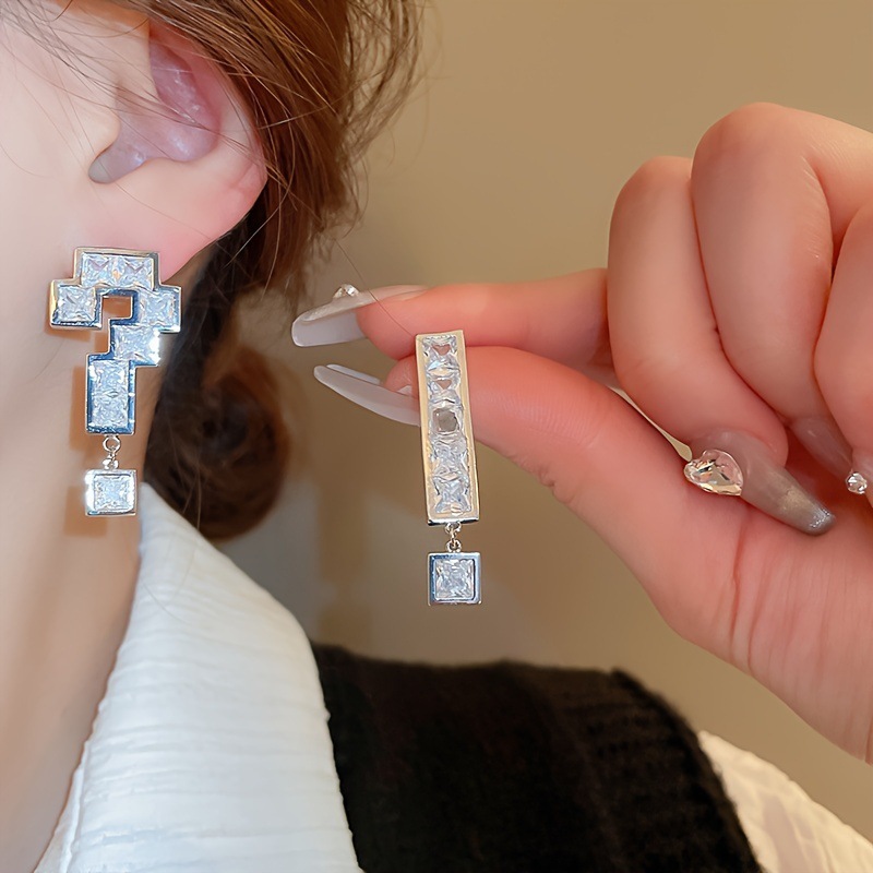 Pendientes de camelia de simulación de aguja de plata Pendientes elegantes retro francés Pendientes de todo fósforo de moda personalizada