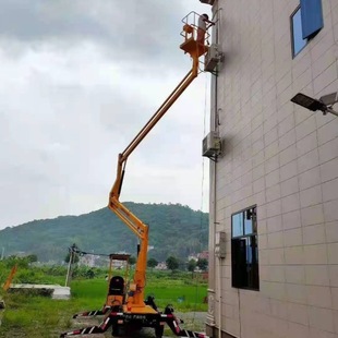 Mobile Boom Lift Street Light Monitoring Exterior Wall Maintenance Platform Vehicle Advertising Installation Aerial Work Rotating Vehicle