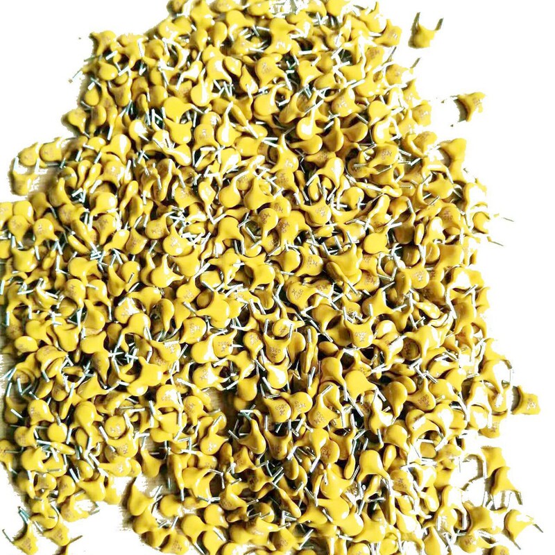 Professional Direct Supply Pptc Self-Recovery Xg050 Plug-In 0.5A/16V Fuse Manufacturer for USB Data Cables