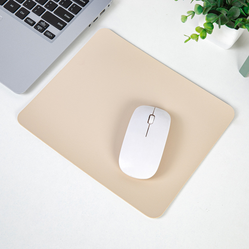 正方形の革のマウスパッドの小さいパッドの純色の事務机のパッドのノートパソコンのタブレットの皮革のパッドの女子学生のゲームパッド|undefined