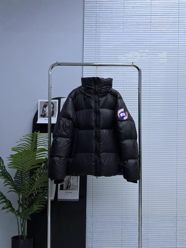 大鹅羽绒服泡芙冬季2025新款亮面高级感加厚保暖2252M情侣款面包|undefined