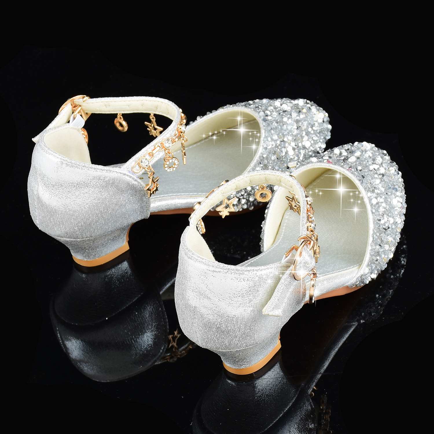 Zapatos de tacón alto de las niñas de cristal brillante primavera y otoño cerrado dedo del pie zapatos de cuero de princesa medio y grande niños estudiante rendimiento Zapatos Sandalias de los niños