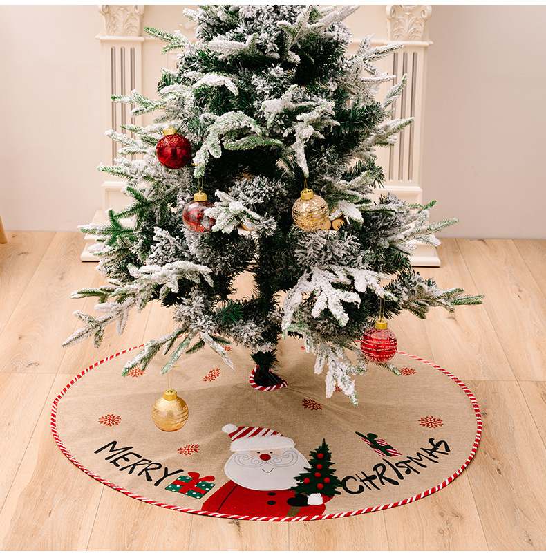 Saia para árvore de natal em linho com patch de boneco de neve_voghion.com