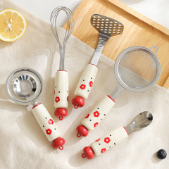 かわいい食器セットステンレス子供短柄スプーンマッシュポテトおろし器フィルターブラシキッチンガジェットセット