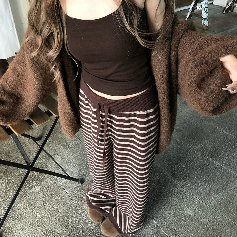 新款韩系松弛慵懒风条纹针织休闲裤女秋冬低腰垂感显瘦直筒长裤