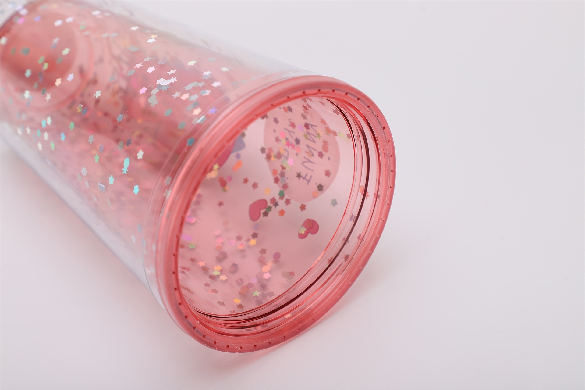 14266365722_1923974682