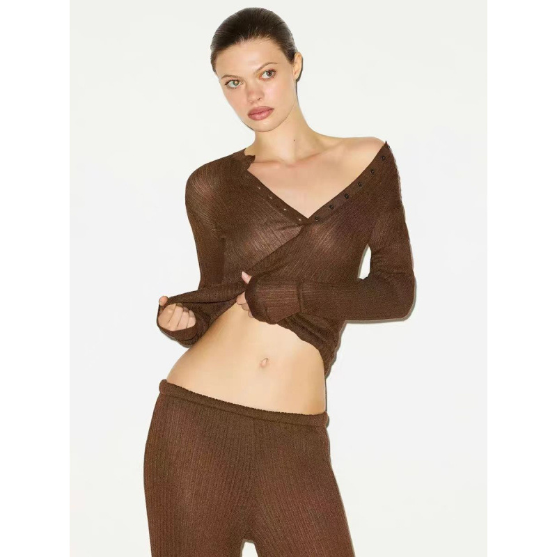 Thin and Sheer Skims Ribbed Knit V-Neck Buttoned Long-Sleeve Top T-Shirt Henley Shirt Thin and Sheer Skims Ribbed Knit V-Neck Buttoned Long-Sleeve Top T-Shirt Henley Shirt