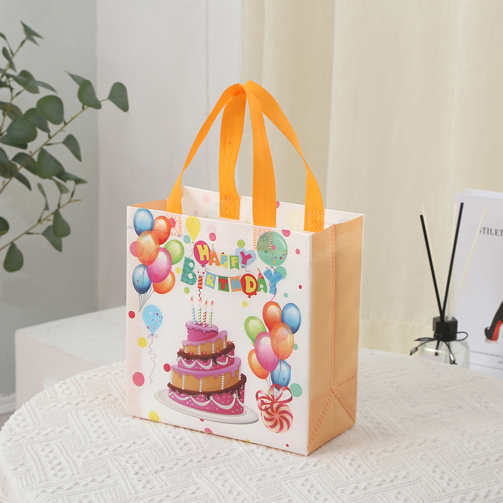 Bolsa de regalo de cumpleaños no tejida embalaje de regalo de jardín de infantes bolsa de mano adorable bolsa de compras plegable