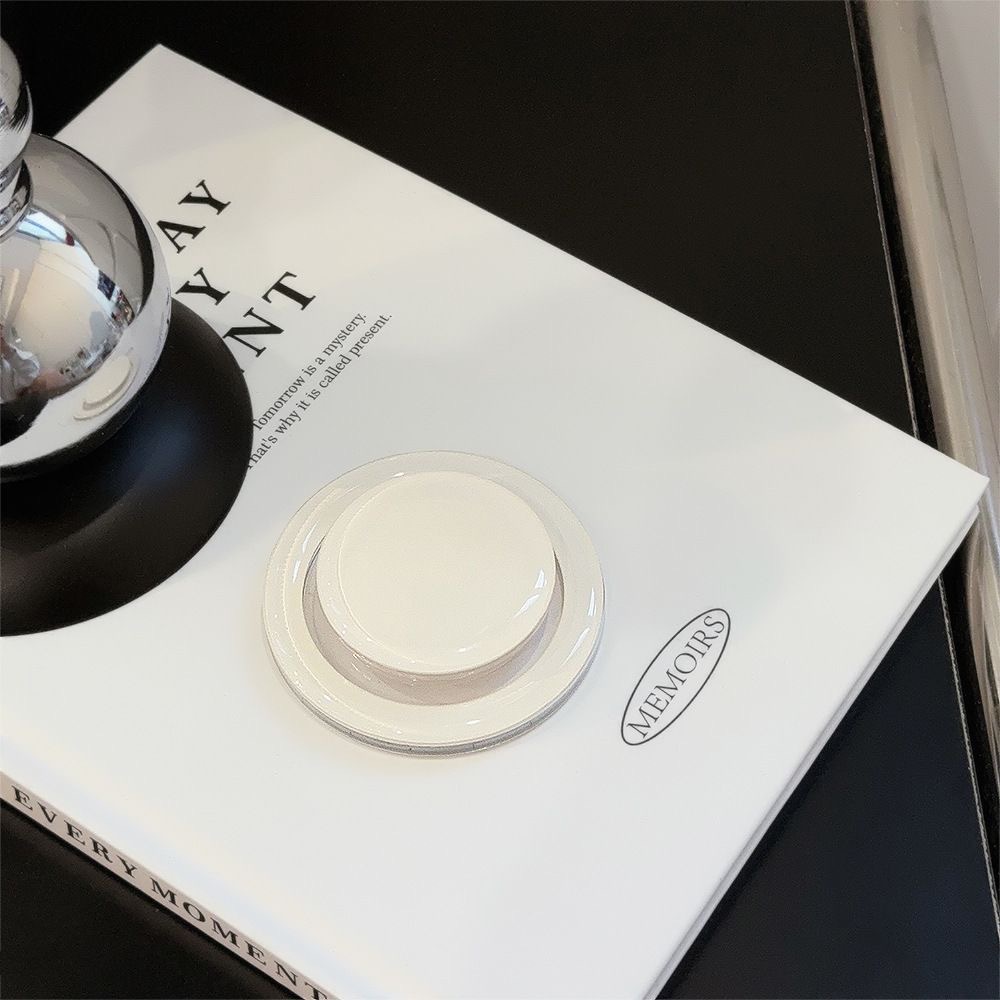 White magnetic stand (strong magnetic) comes with magnetic ring