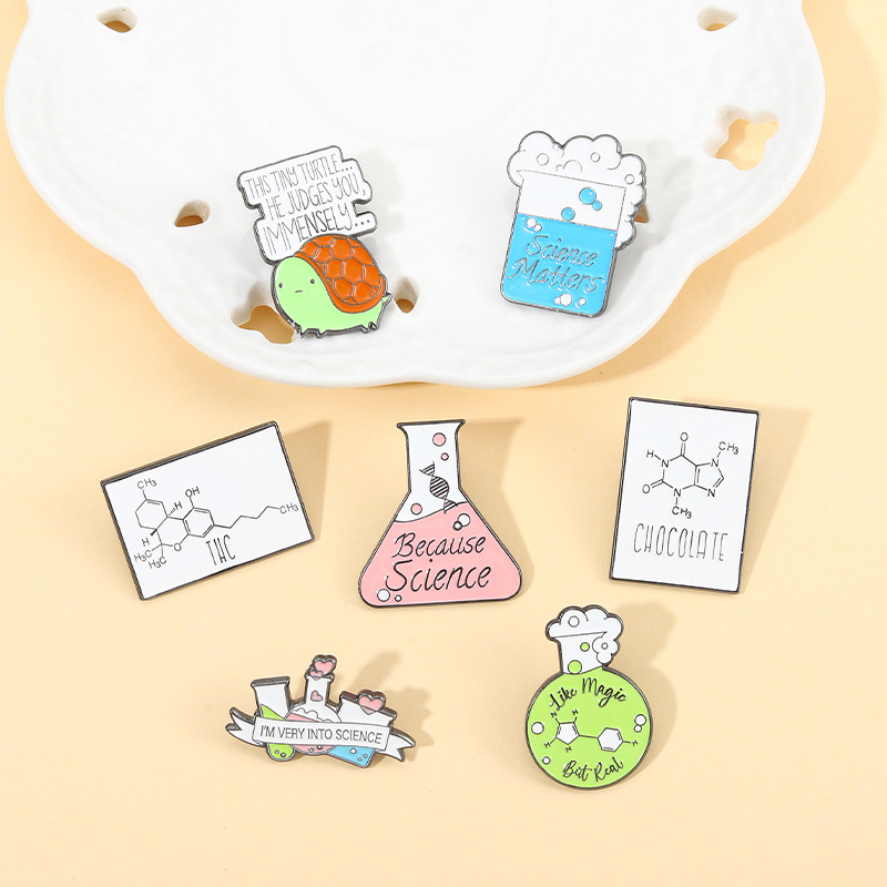 Daily Occasion Fashion Pin Tortoise Cartoon Badge Alloy Metal Unisex Brooches